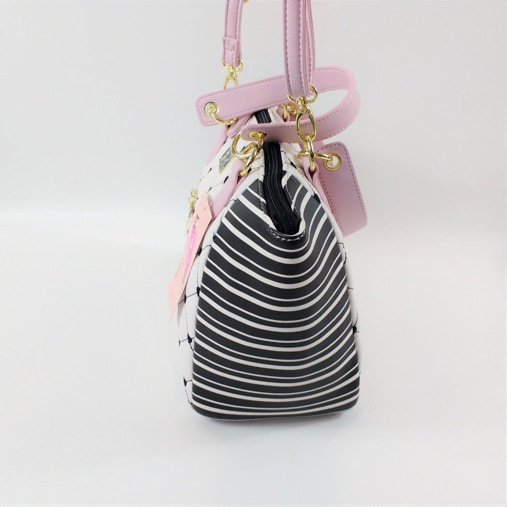 Luv Betsey Johnson White Black Quilted Satchel_3